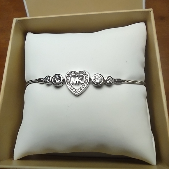 Michael Kors Jewelry - Michael Kors Silver-Tone Crystal Heart Slider Bracelet